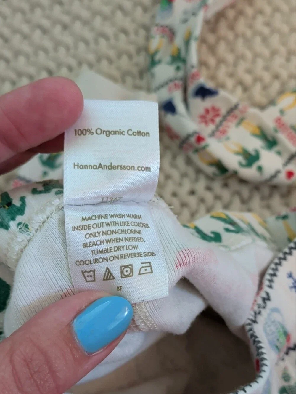Hanna Andersson Cream Kids Holiday Elf Pajama Set with Green Red Blue Accents